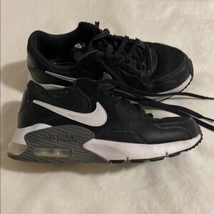 Nike Air Max Black and White Sneakers